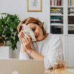 I made $2k in my first-month freelancing: a couple of comments on how I made it work despite being afraid of being a sleazy salesman